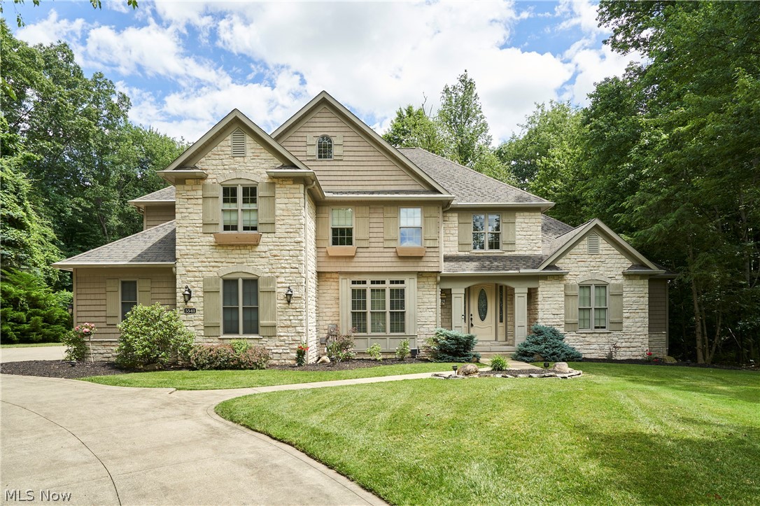 5541 Silver Fox Circle Clinton OH 44216