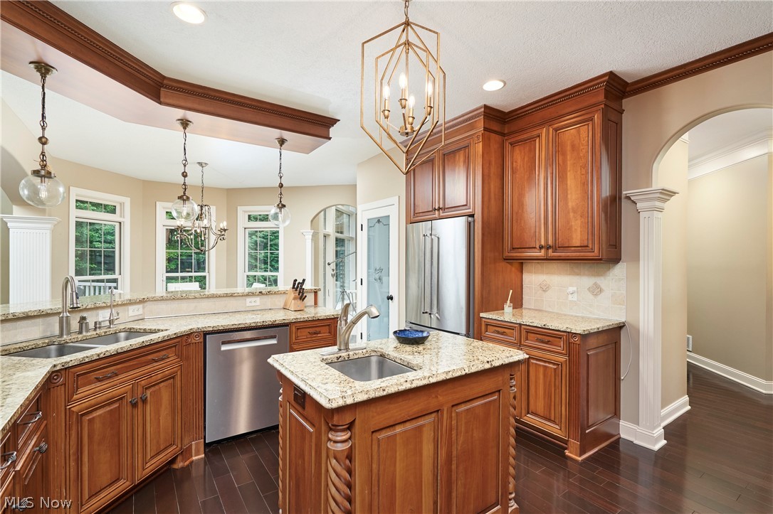 5541 Silver Fox Circle Clinton OH 44216