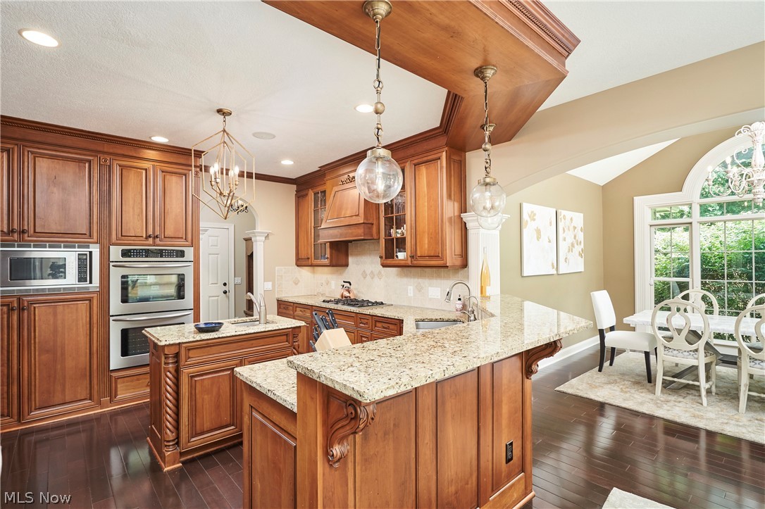 5541 Silver Fox Circle Clinton OH 44216