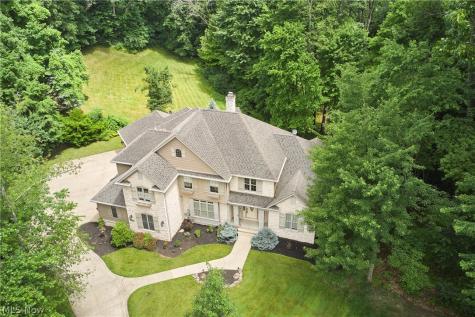 5541 Silver Fox Circle Clinton OH 44216