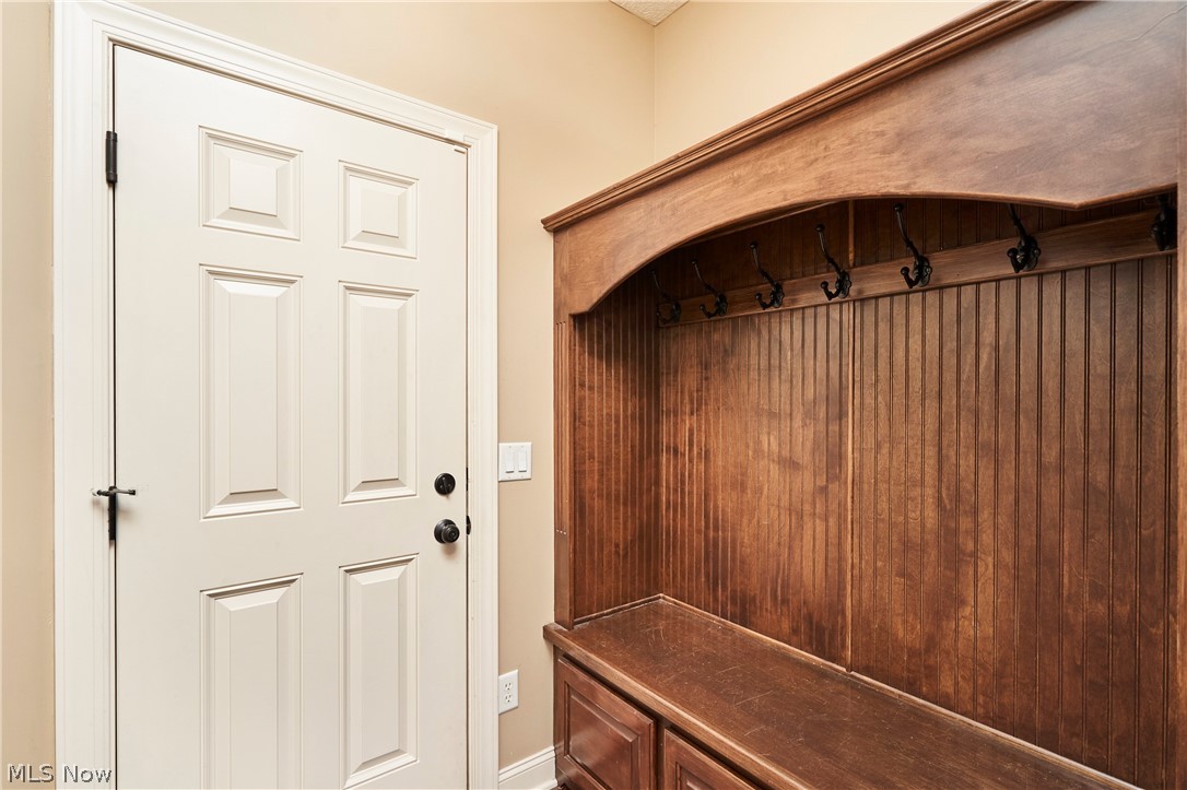 5541 Silver Fox Circle Clinton OH 44216