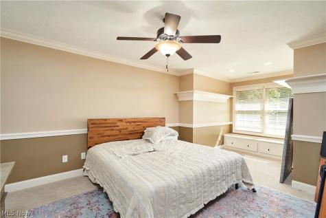 5541 Silver Fox Circle Clinton OH 44216