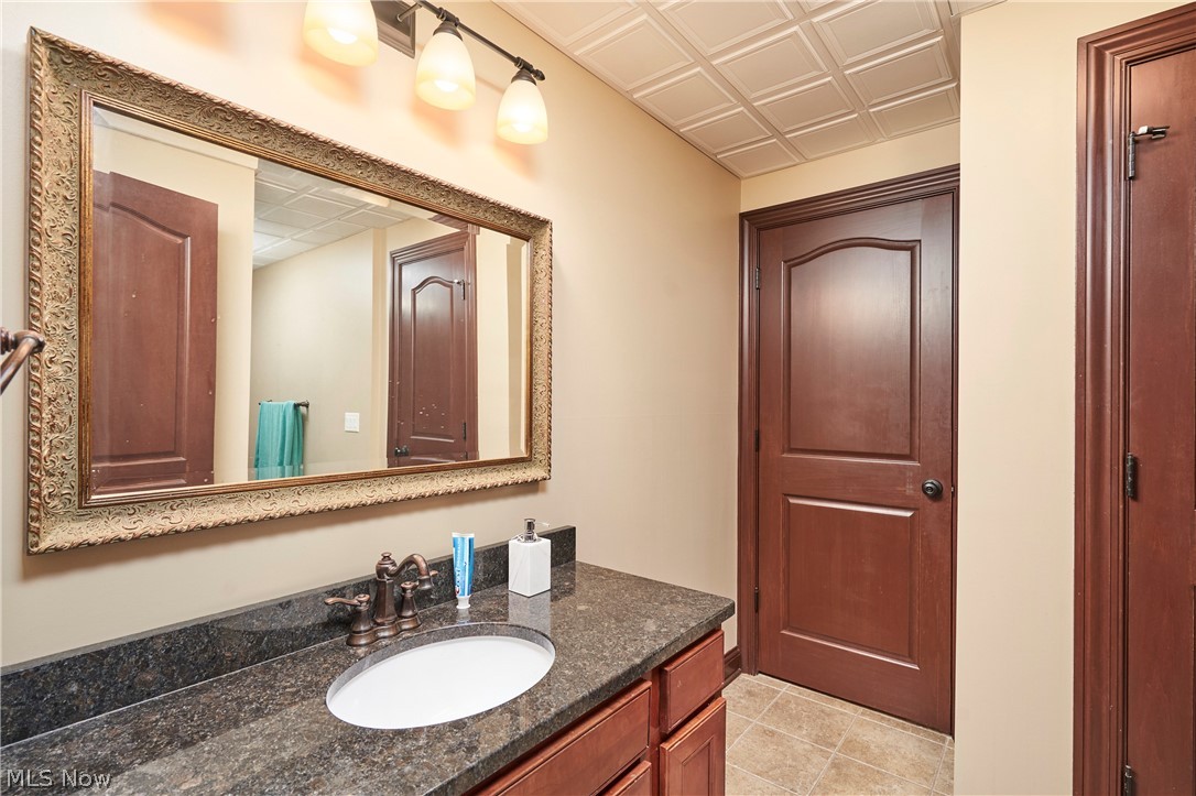 5541 Silver Fox Circle Clinton OH 44216