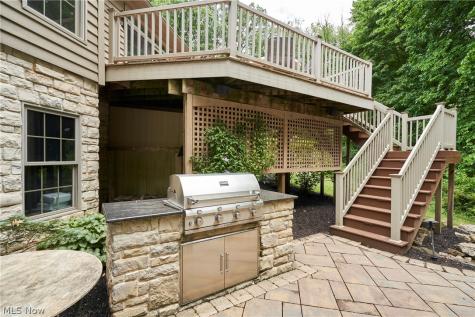 5541 Silver Fox Circle Clinton OH 44216
