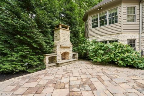 5541 Silver Fox Circle Clinton OH 44216