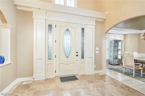 5541 Silver Fox Circle Clinton OH 44216