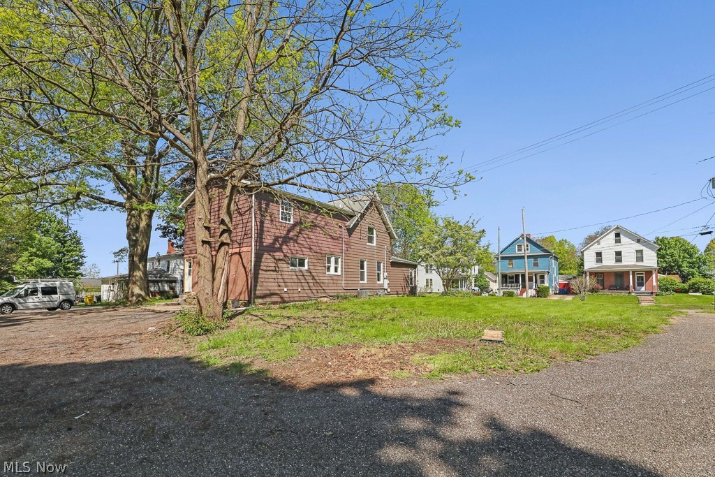523 Franklin Avenue Salem OH 44460