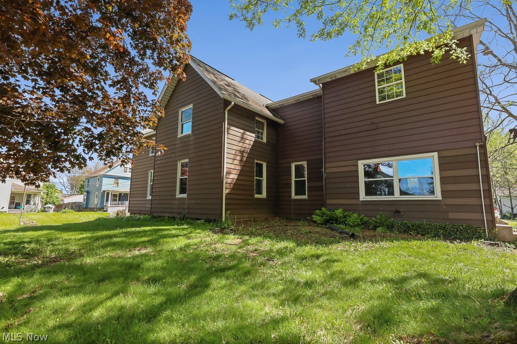 523 Franklin Avenue Salem OH 44460