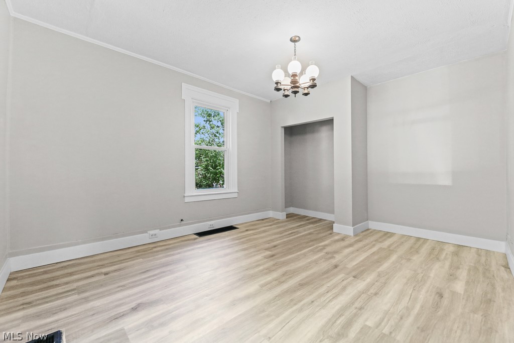 523 Franklin Avenue Salem OH 44460