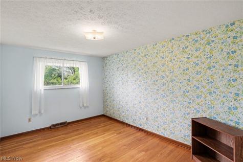 1331 Grant Drive Parma OH 44134