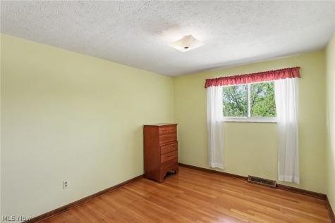 1331 Grant Drive Parma OH 44134
