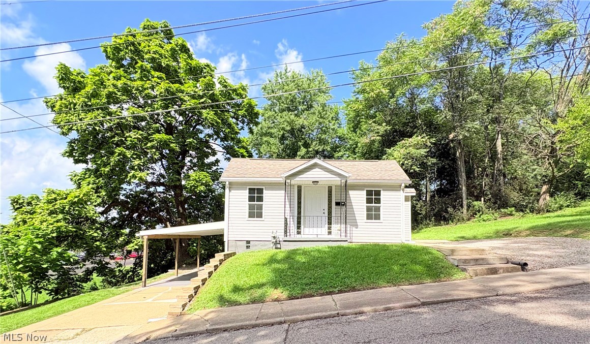 971 Eastman Street Zanesville OH 43701