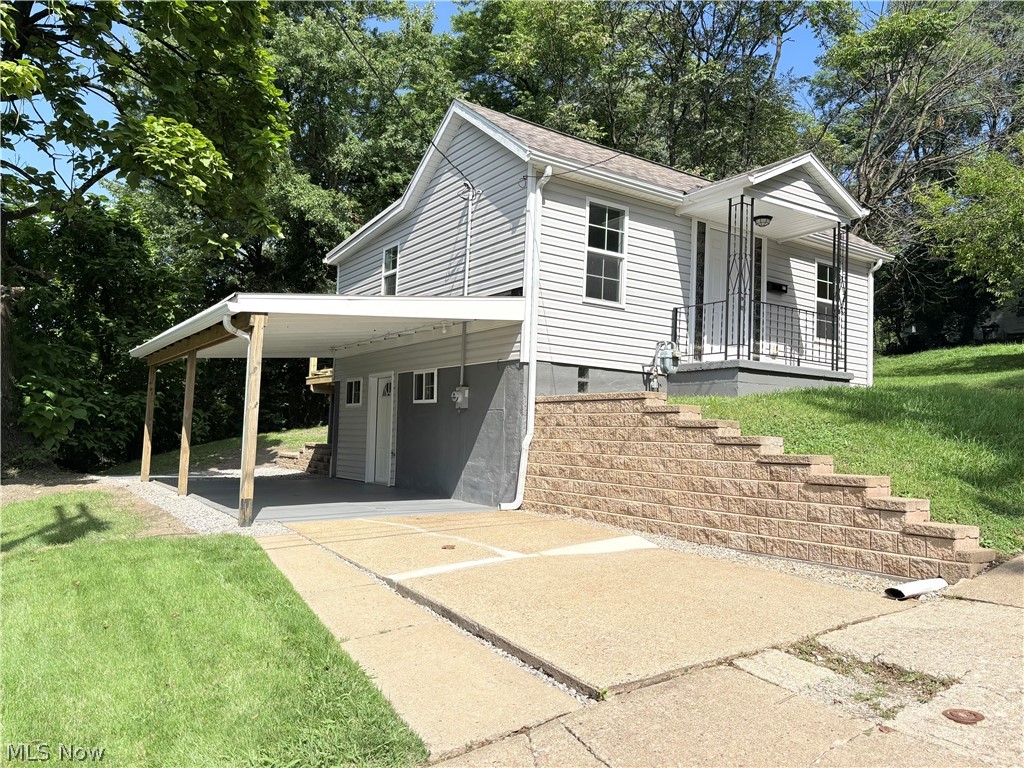 971 Eastman Street Zanesville OH 43701