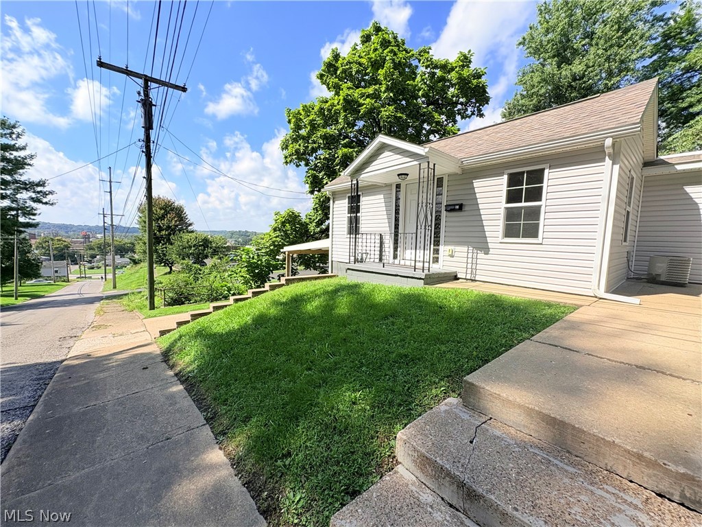 971 Eastman Street Zanesville OH 43701