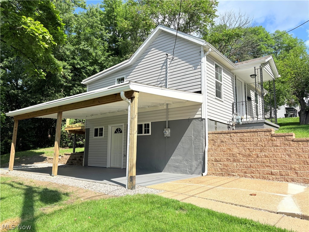 971 Eastman Street Zanesville OH 43701