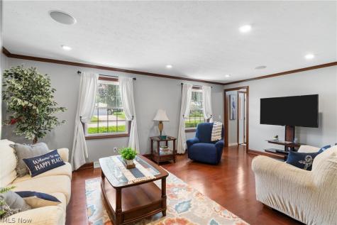 6753 Firestone Road NE Canton OH 44721