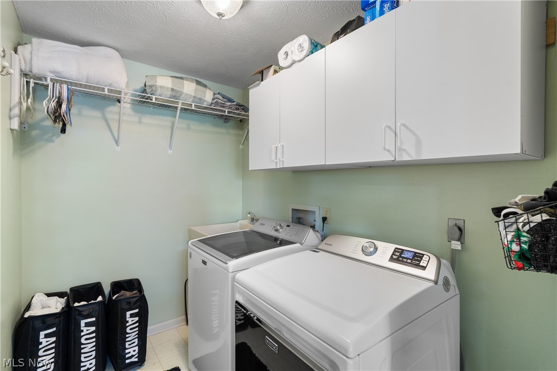 6753 Firestone Road NE Canton OH 44721
