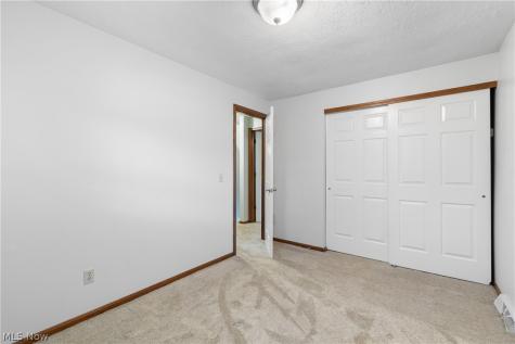 6753 Firestone Road NE Canton OH 44721