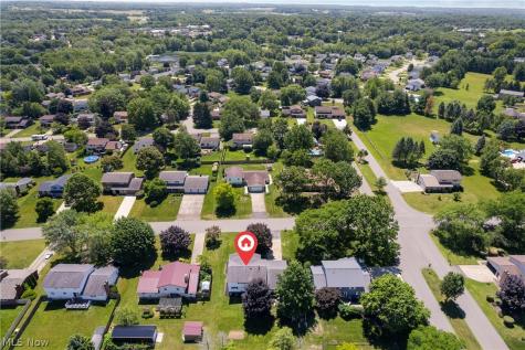 6753 Firestone Road NE Canton OH 44721