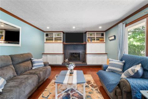 6753 Firestone Road NE Canton OH 44721
