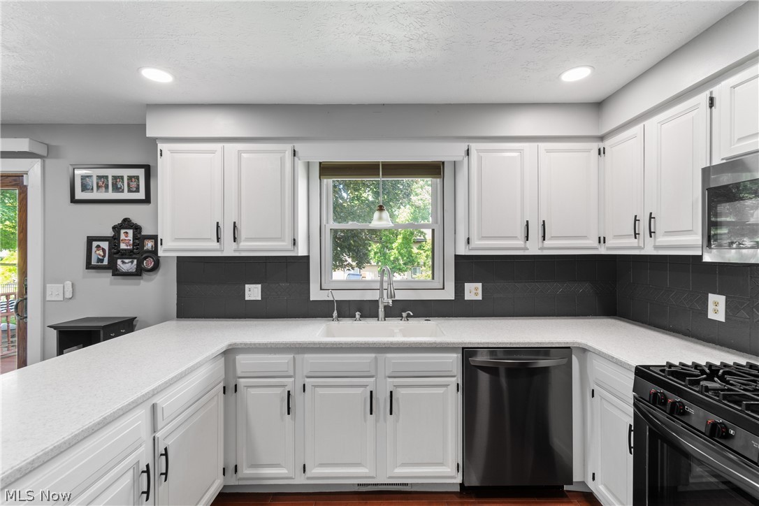 6753 Firestone Road NE Canton OH 44721
