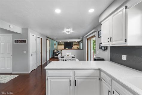 6753 Firestone Road NE Canton OH 44721