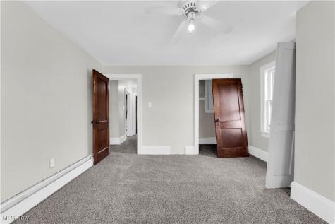 908 Stadelman Avenue Akron OH 44320