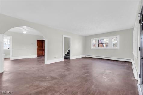 908 Stadelman Avenue Akron OH 44320