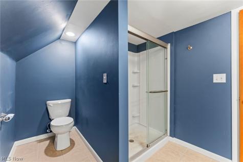 1527 Oakmount Road South Euclid OH 44121