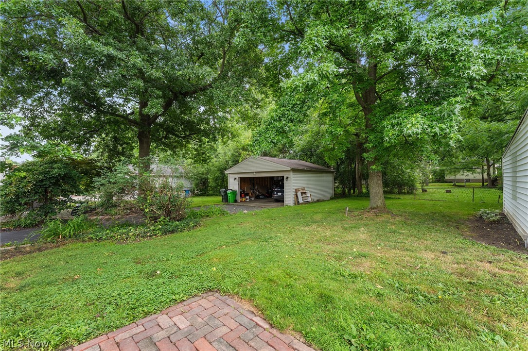 1527 Oakmount Road South Euclid OH 44121