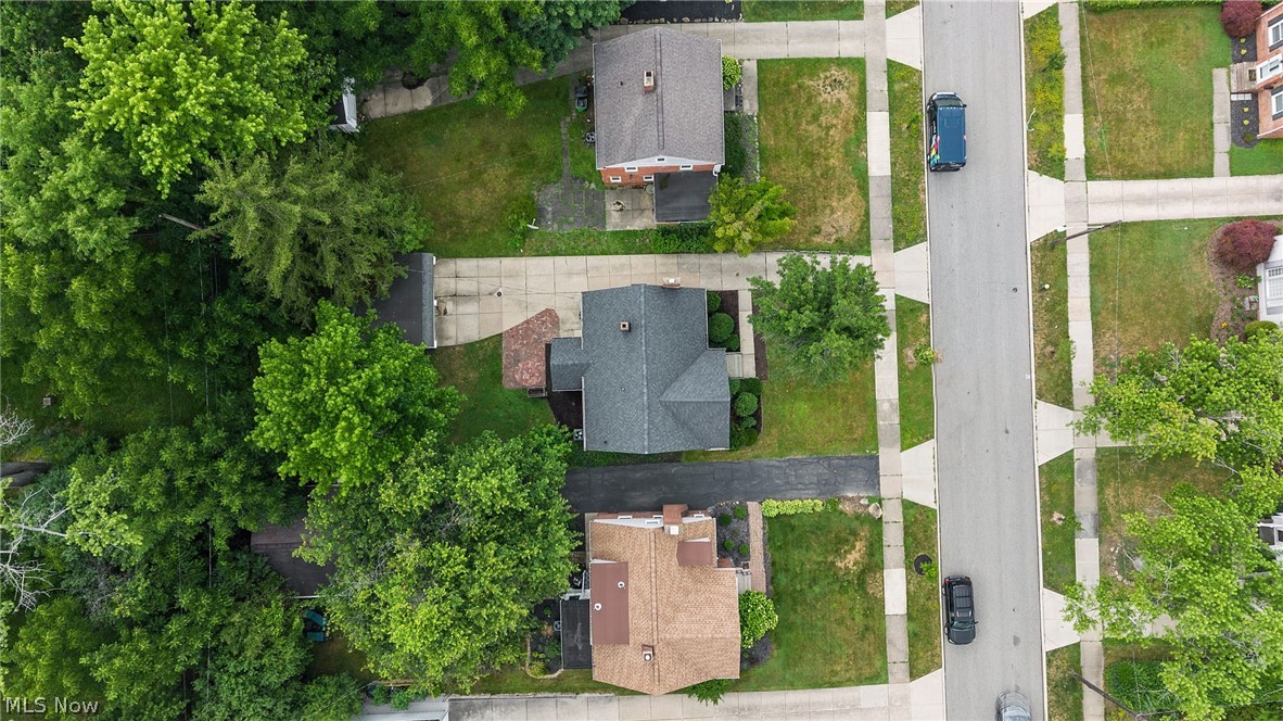 1527 Oakmount Road South Euclid OH 44121