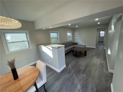 14708 Delaware Avenue Lakewood OH 44107