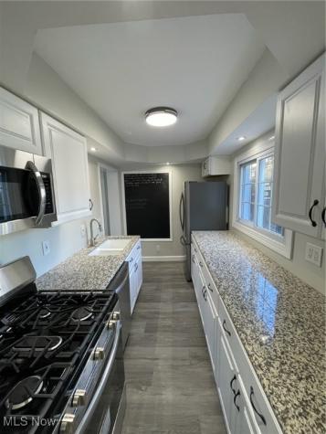 14708 Delaware Avenue Lakewood OH 44107
