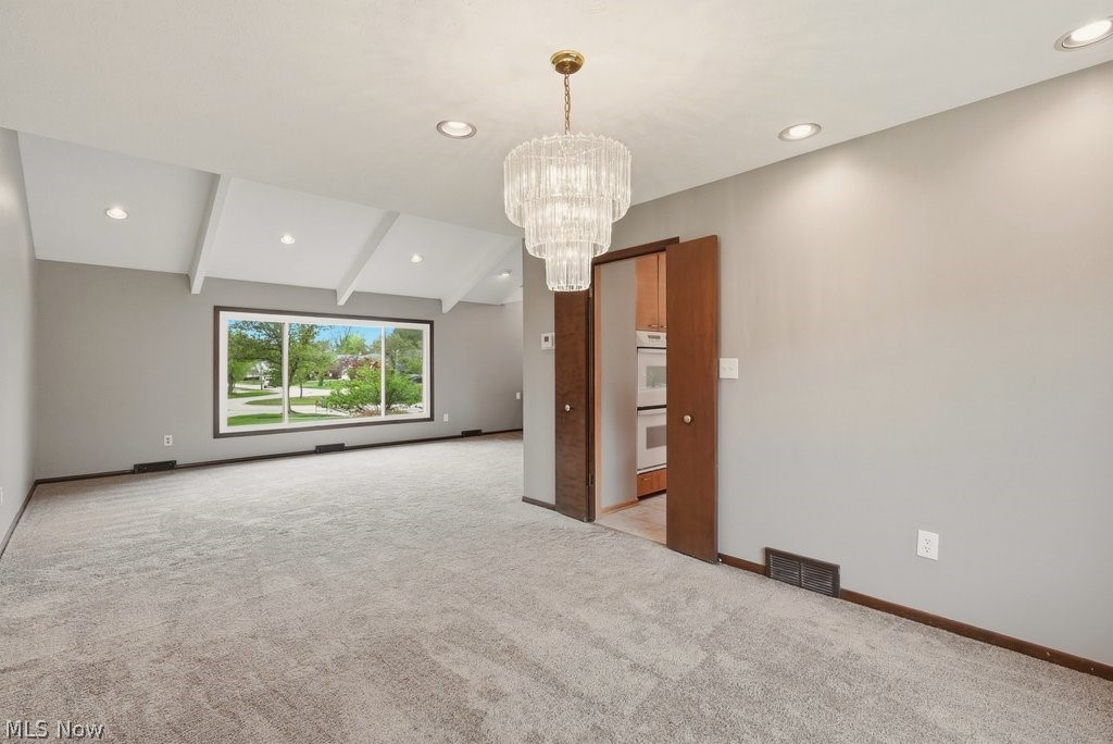 5592 Kilbourne Drive Lyndhurst OH 44124