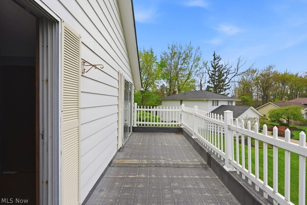 5592 Kilbourne Drive Lyndhurst OH 44124