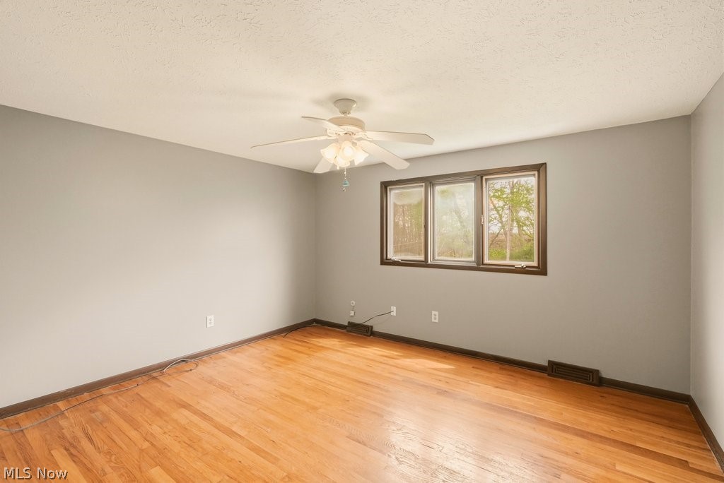 5592 Kilbourne Drive Lyndhurst OH 44124
