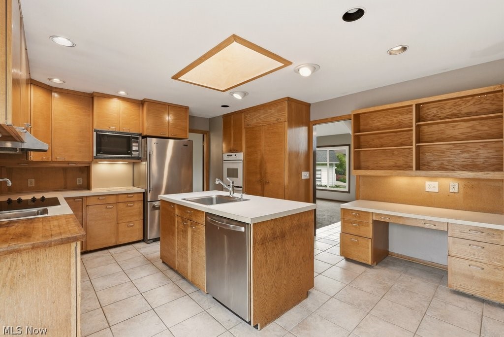 5592 Kilbourne Drive Lyndhurst OH 44124