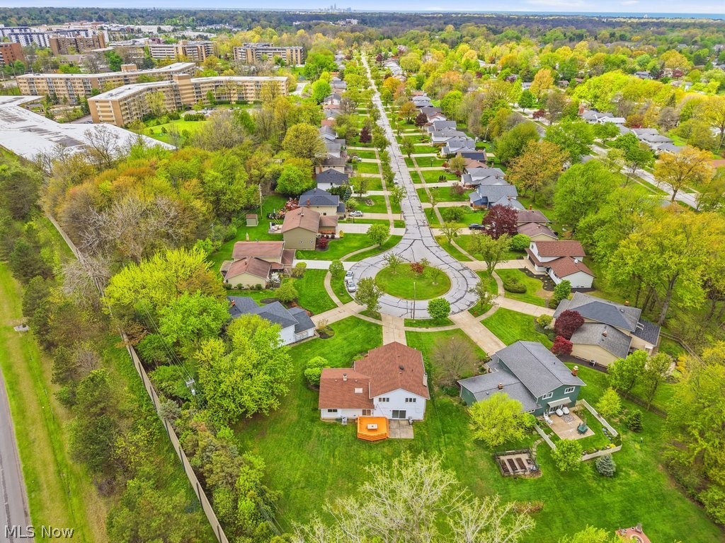 5592 Kilbourne Drive Lyndhurst OH 44124