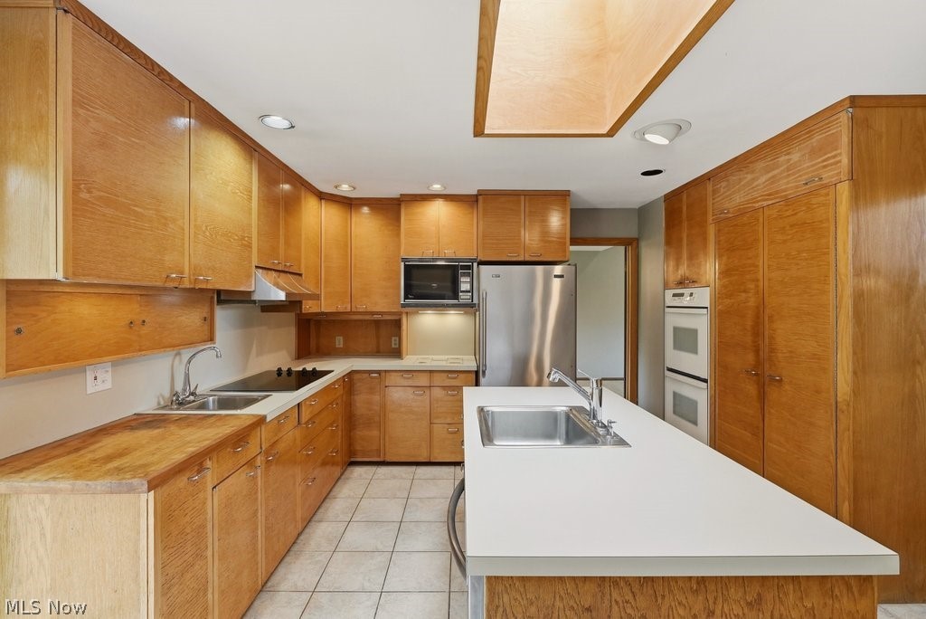 5592 Kilbourne Drive Lyndhurst OH 44124