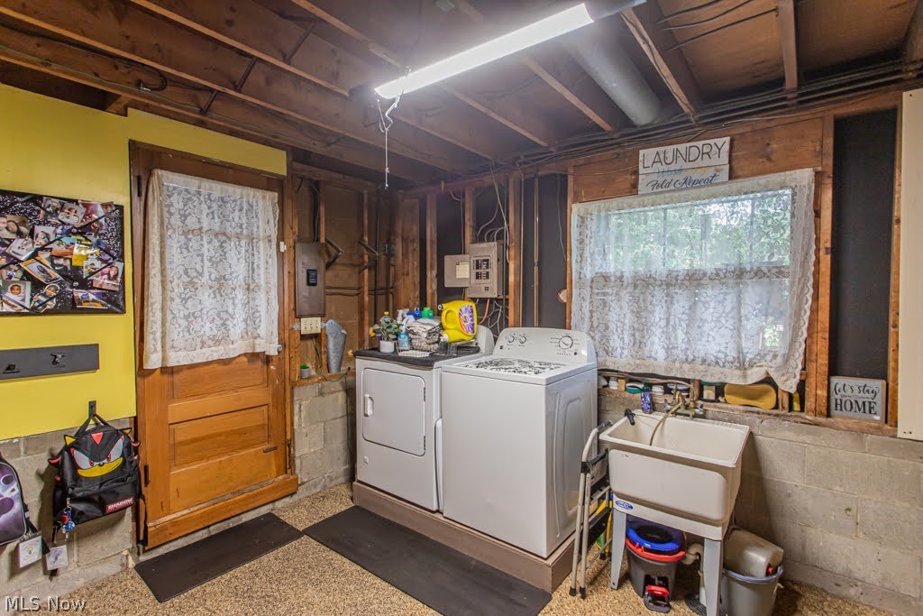 922 Nancy Avenue Niles OH 44446