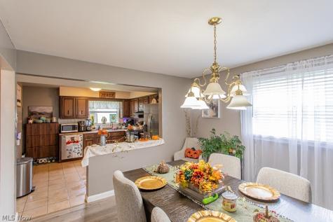 922 Nancy Avenue Niles OH 44446