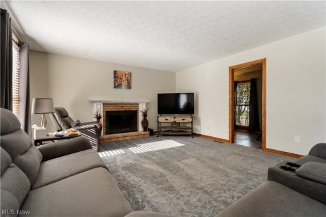 8238 N Casswell Circle NW North Canton OH 44720
