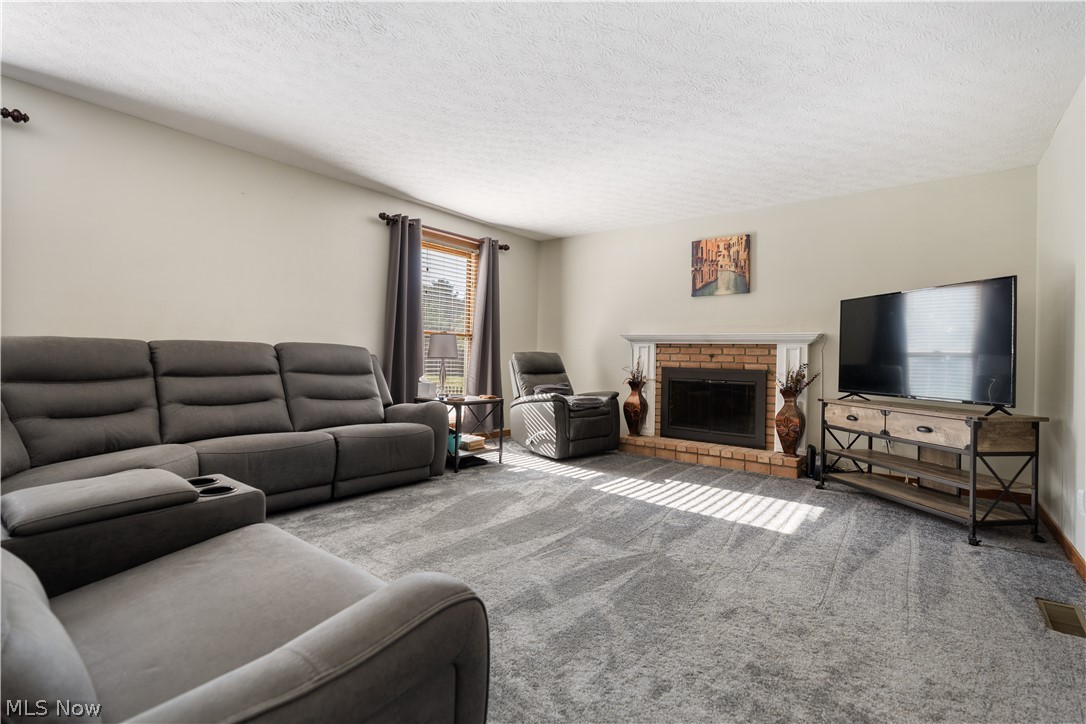 8238 N Casswell Circle NW North Canton OH 44720