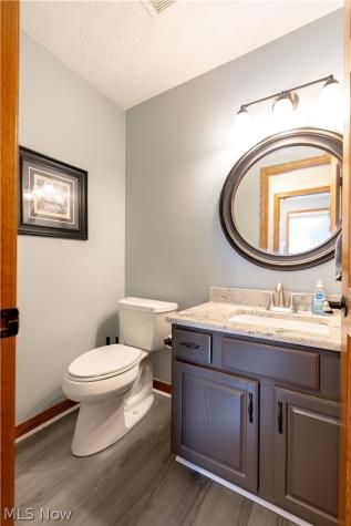 8238 N Casswell Circle NW North Canton OH 44720