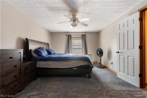 8238 N Casswell Circle NW North Canton OH 44720