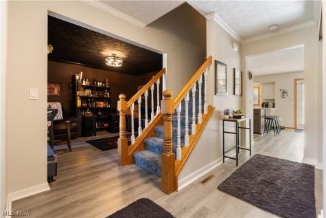 8238 N Casswell Circle NW North Canton OH 44720