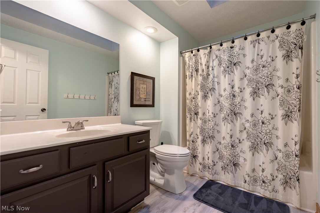8238 N Casswell Circle NW North Canton OH 44720