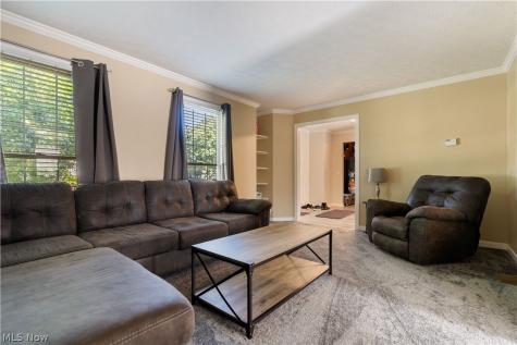 8238 N Casswell Circle NW North Canton OH 44720