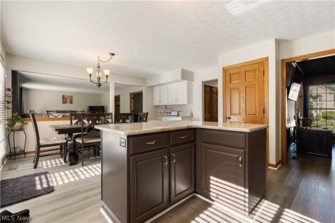 8238 N Casswell Circle NW North Canton OH 44720
