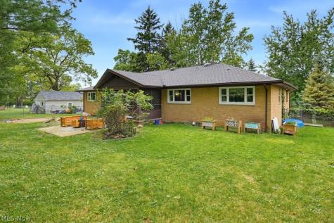 10047 York Road North Royalton OH 44133